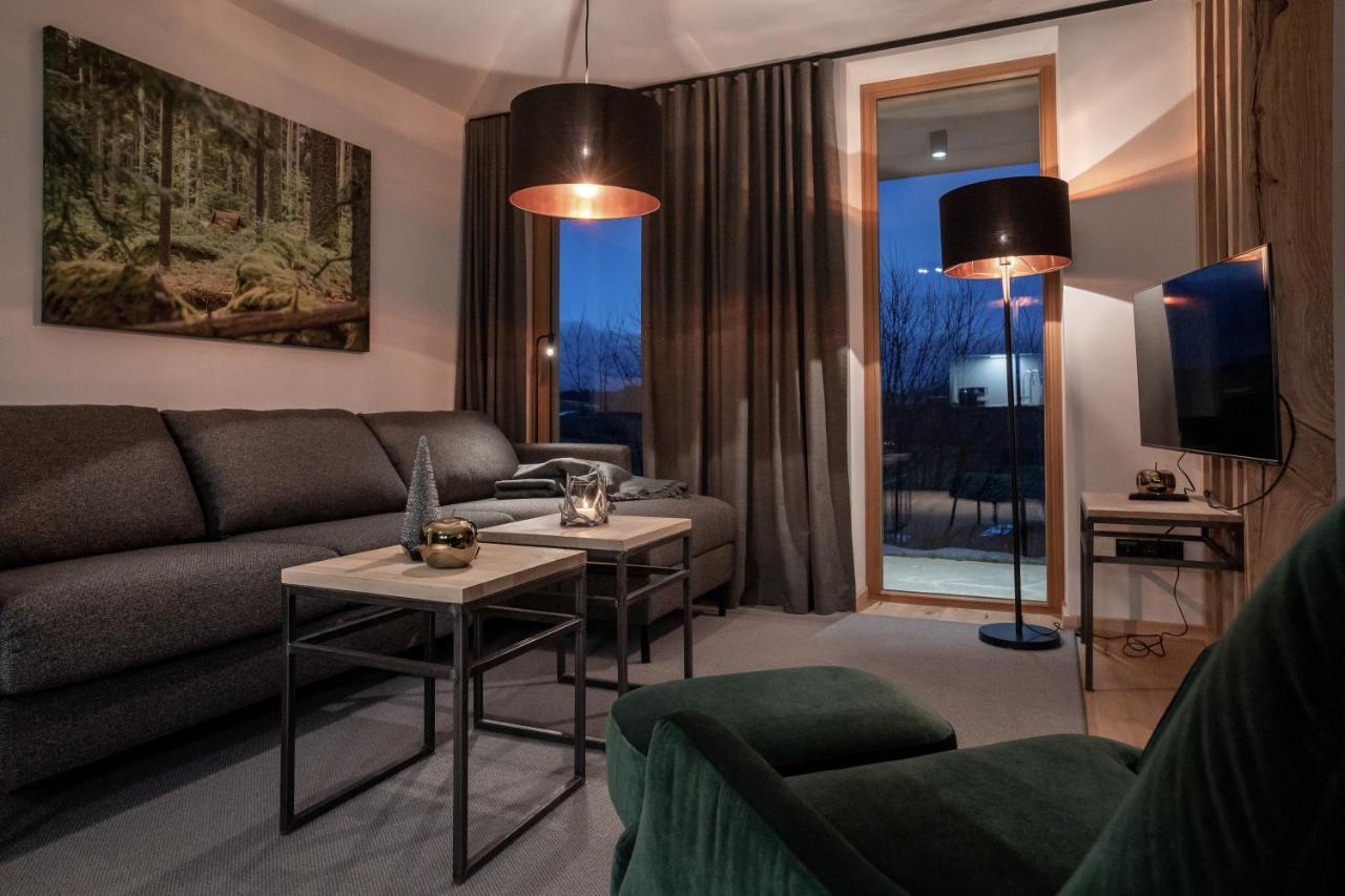 Forstgut - Premium Waldchalets Und Lodge Suiten Regen Εξωτερικό φωτογραφία