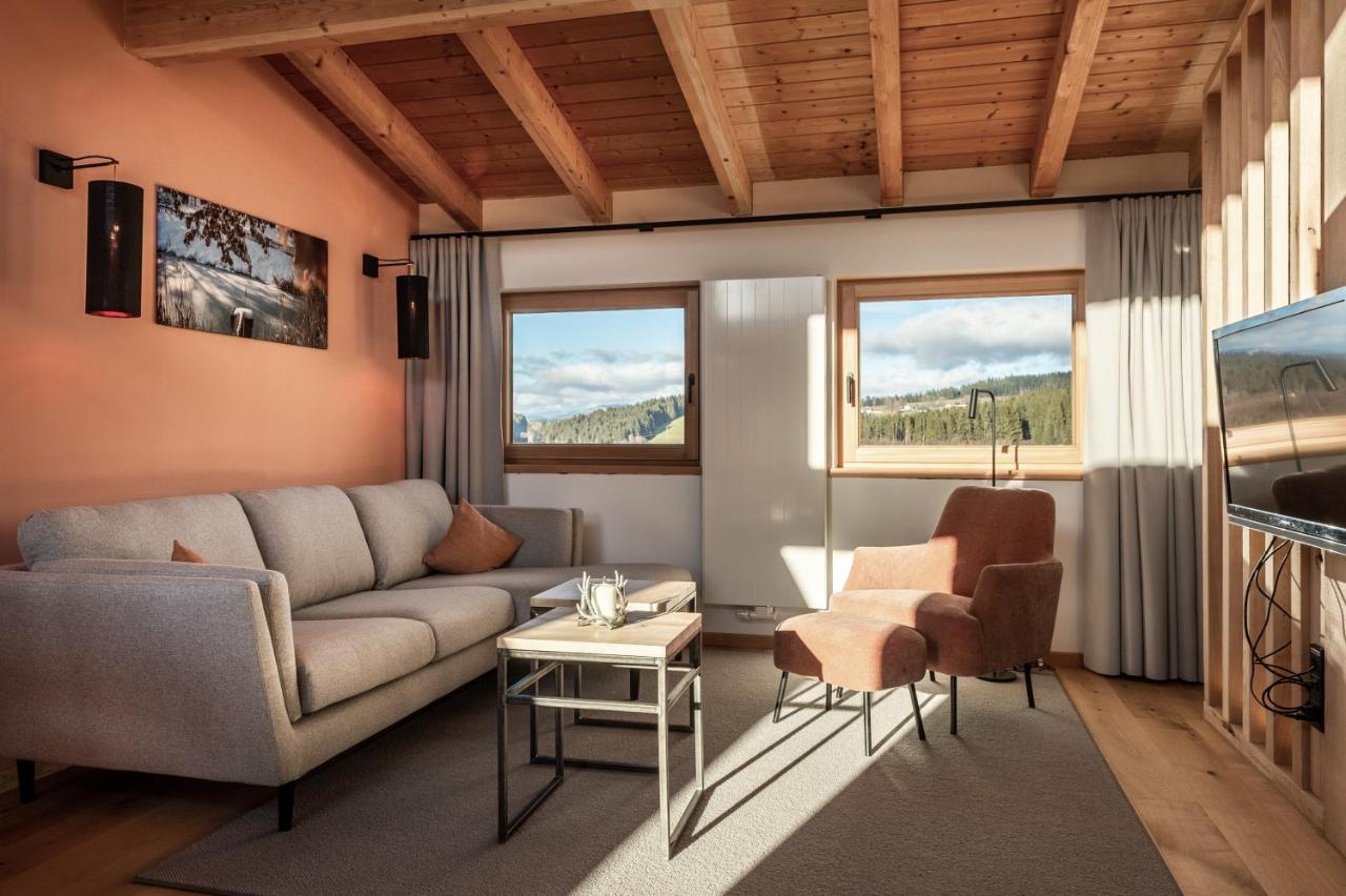 Forstgut - Premium Waldchalets Und Lodge Suiten Regen Εξωτερικό φωτογραφία