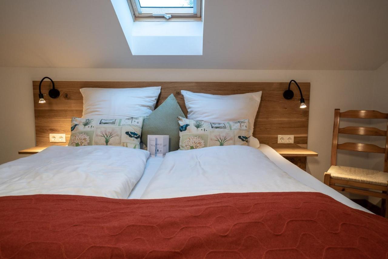Forstgut - Premium Waldchalets Und Lodge Suiten Regen Εξωτερικό φωτογραφία