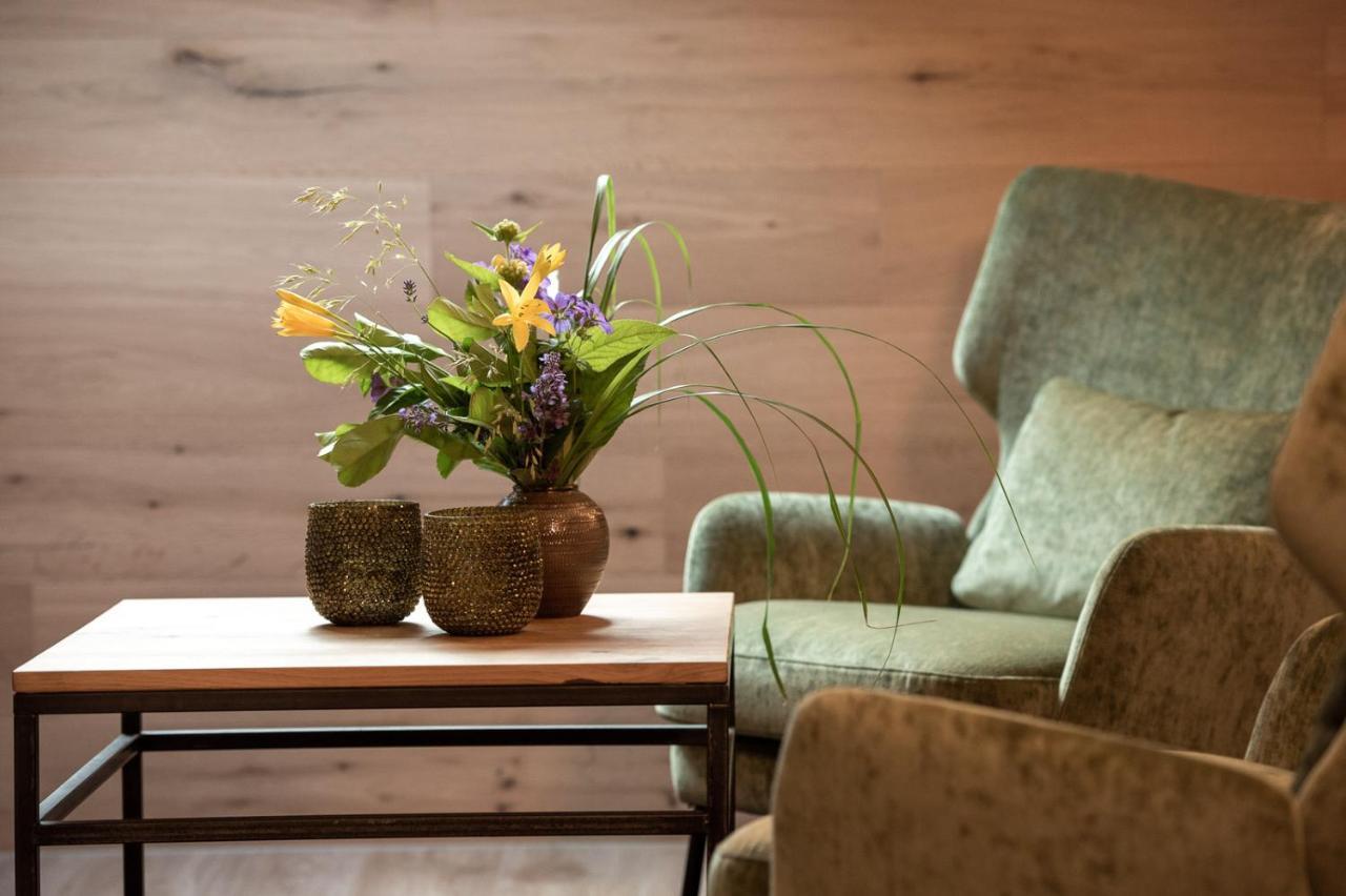 Forstgut - Premium Waldchalets Und Lodge Suiten Regen Εξωτερικό φωτογραφία
